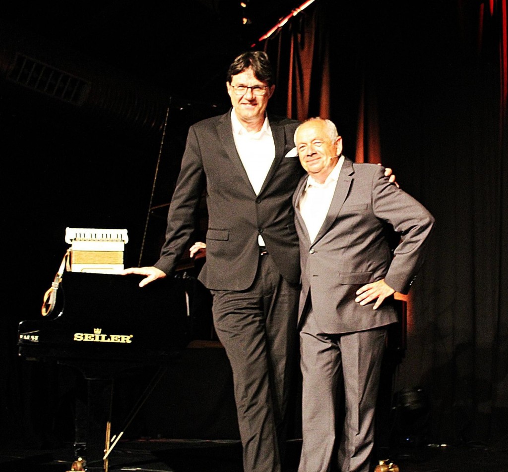 5656713_1_imagedetailtablet_B996759441Z.1_20190506192721_000_GUN5CU42A.2-0